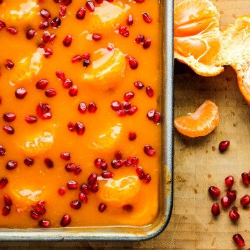 A close up of cheescake in a pan