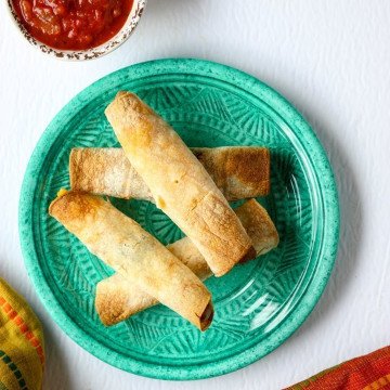 Baked Breakfast Taquitos with Salsa Dip